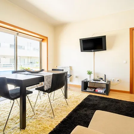 Oporto City And Beach Apartment Lavra
