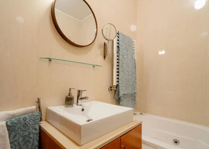 Apartman Oporto And *