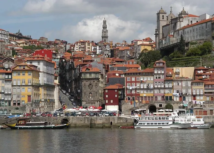 Oporto And * Lavra